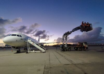 Maniobra de cambio de antena Boeing Volaris